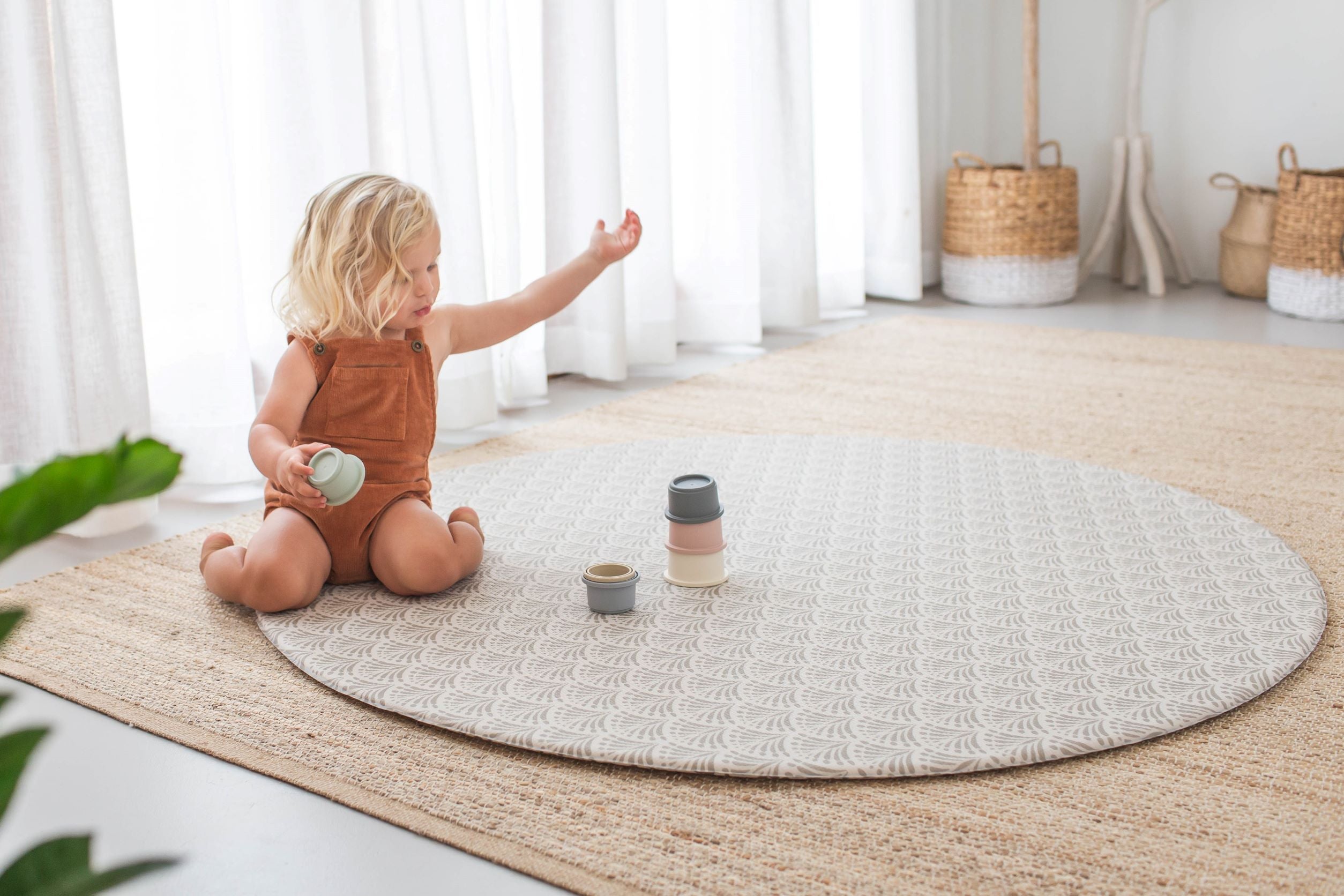 Round play mat on sale